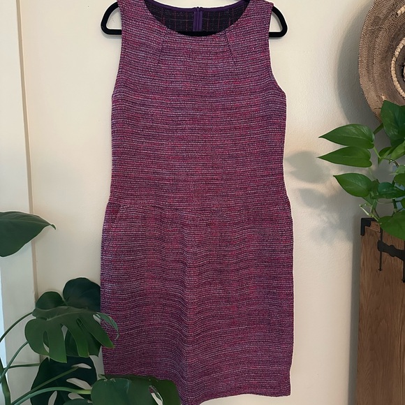 St. John Dresses & Skirts - Stylish St.John Purple Sleeveless Dress